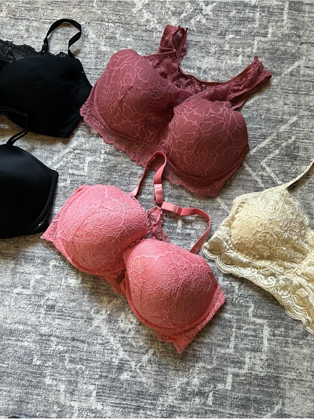 PINK Victoria's Secret Lace T-Shirt Bra - Dusty Rose & Coral